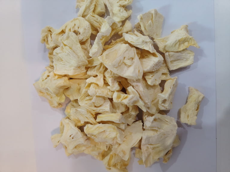 freeze dried pineapple chips supplier