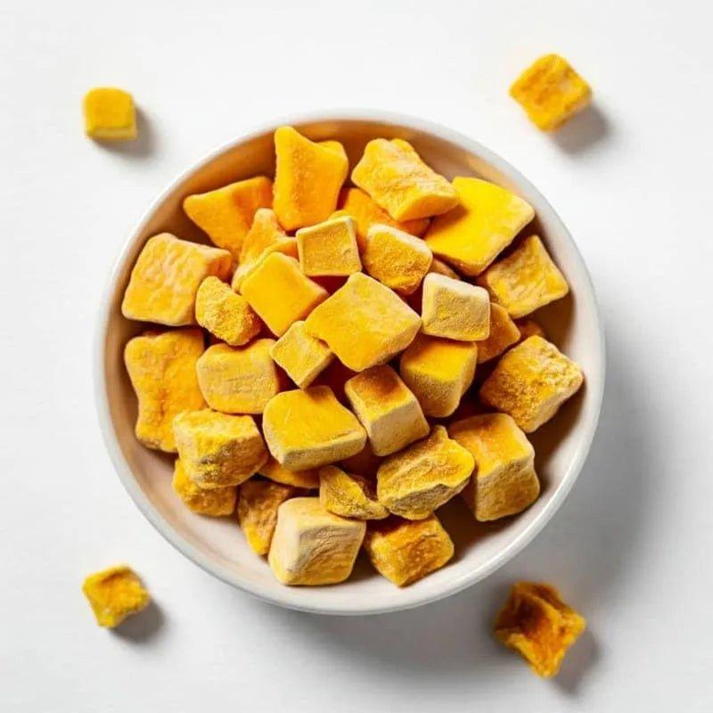 Freeze dried mango cubes for wholesale fruit snack and ingredient applications