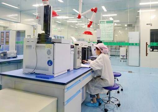 Quality control lab testing for freeze-dried snack product verification